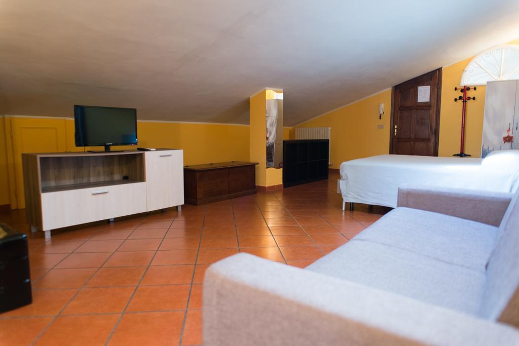 Al Cardinale Rooms & Studios Lucca Exterior photo