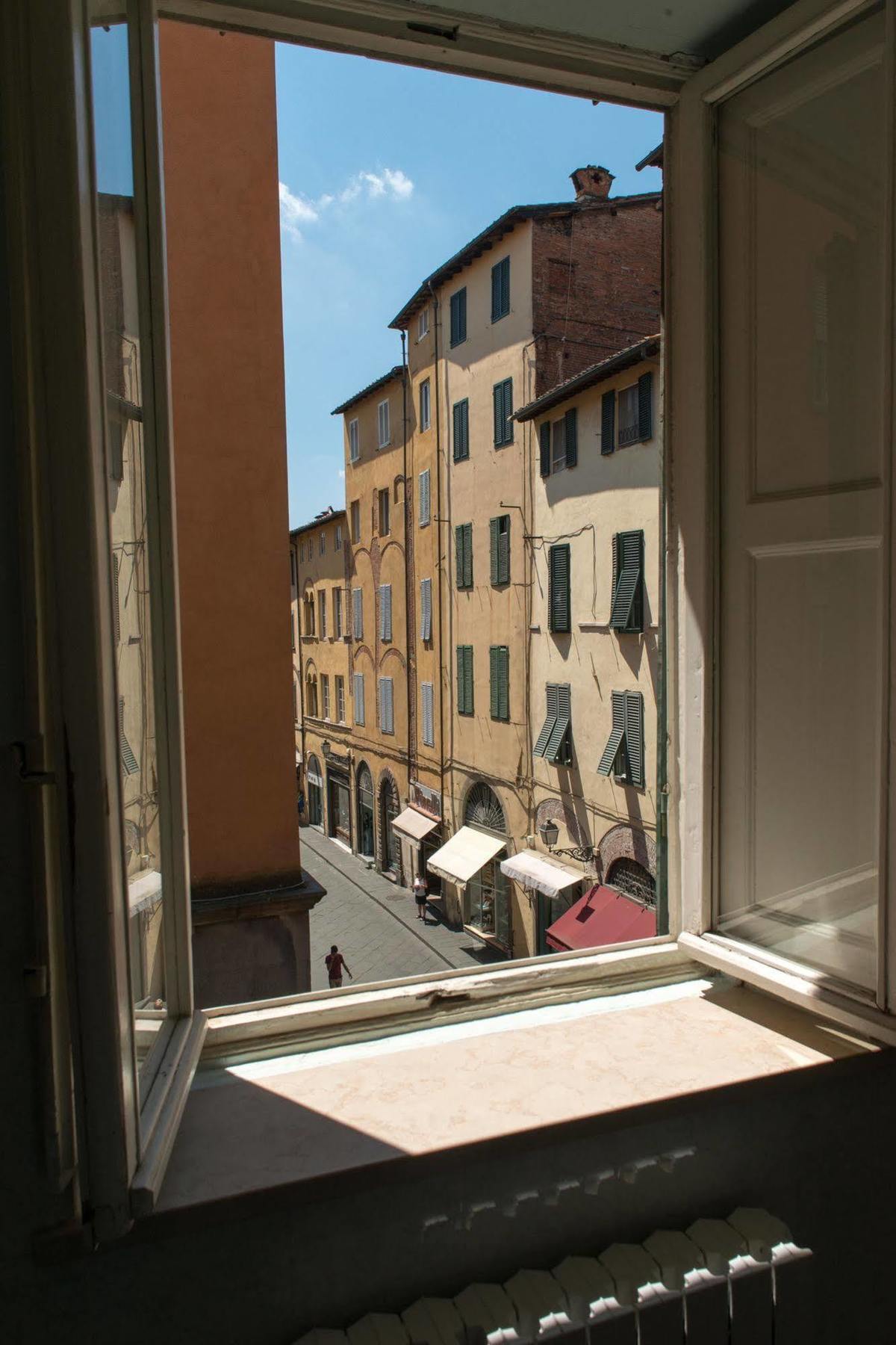 Al Cardinale Rooms & Studios Lucca Exterior photo
