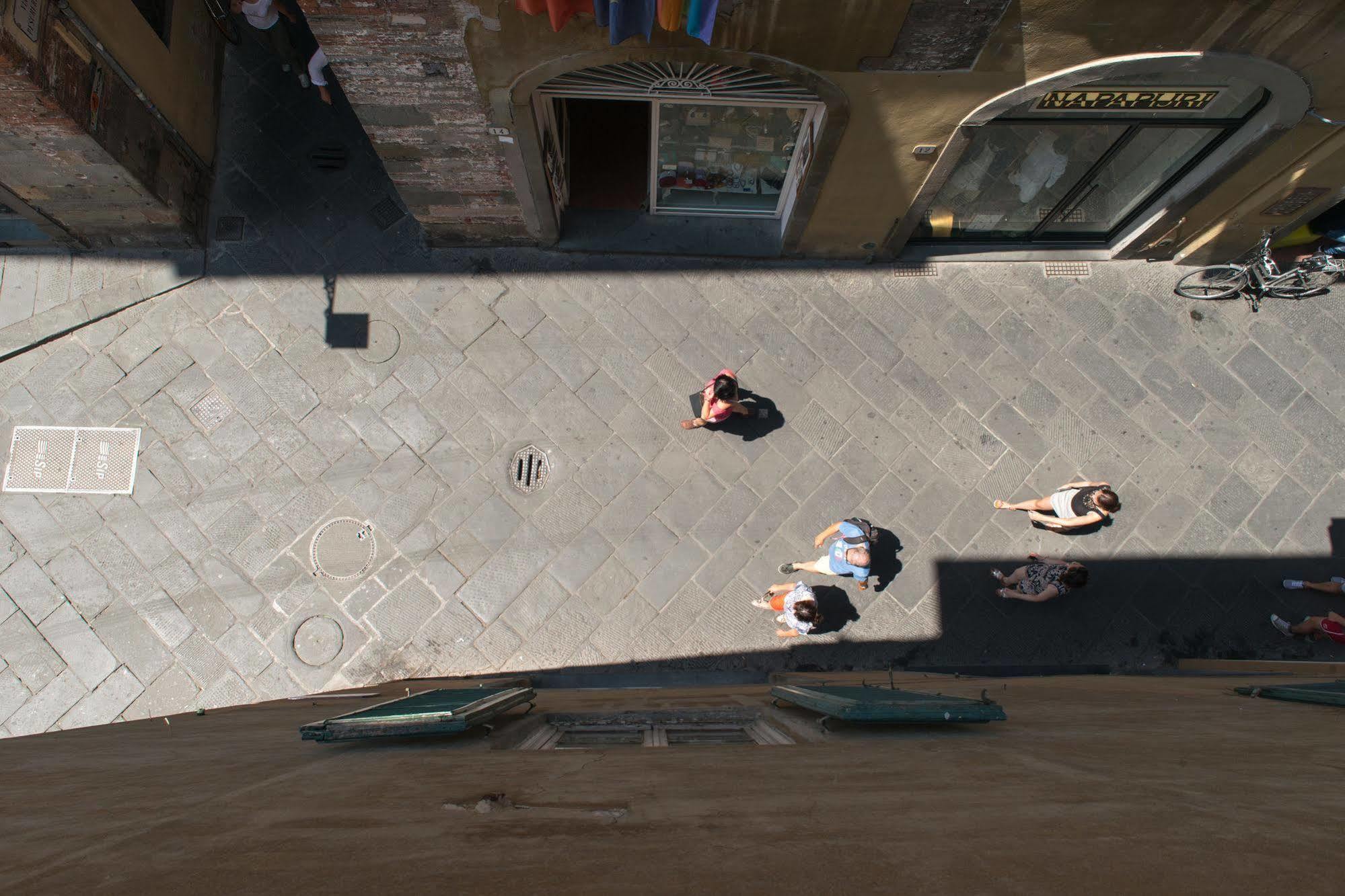 Al Cardinale Rooms & Studios Lucca Exterior photo