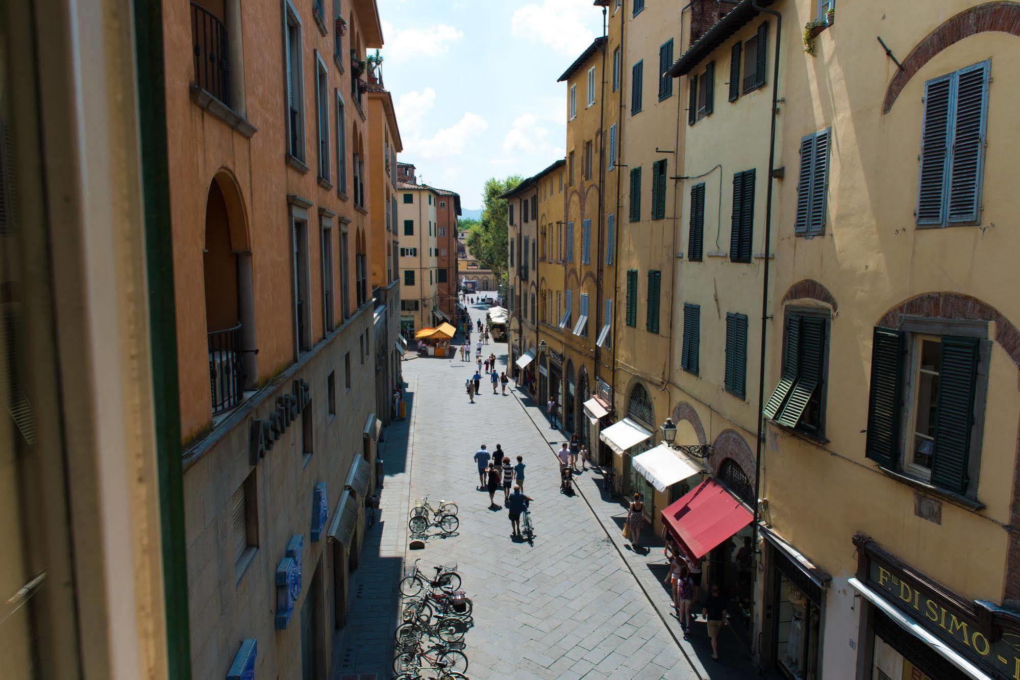 Al Cardinale Rooms & Studios Lucca Exterior photo